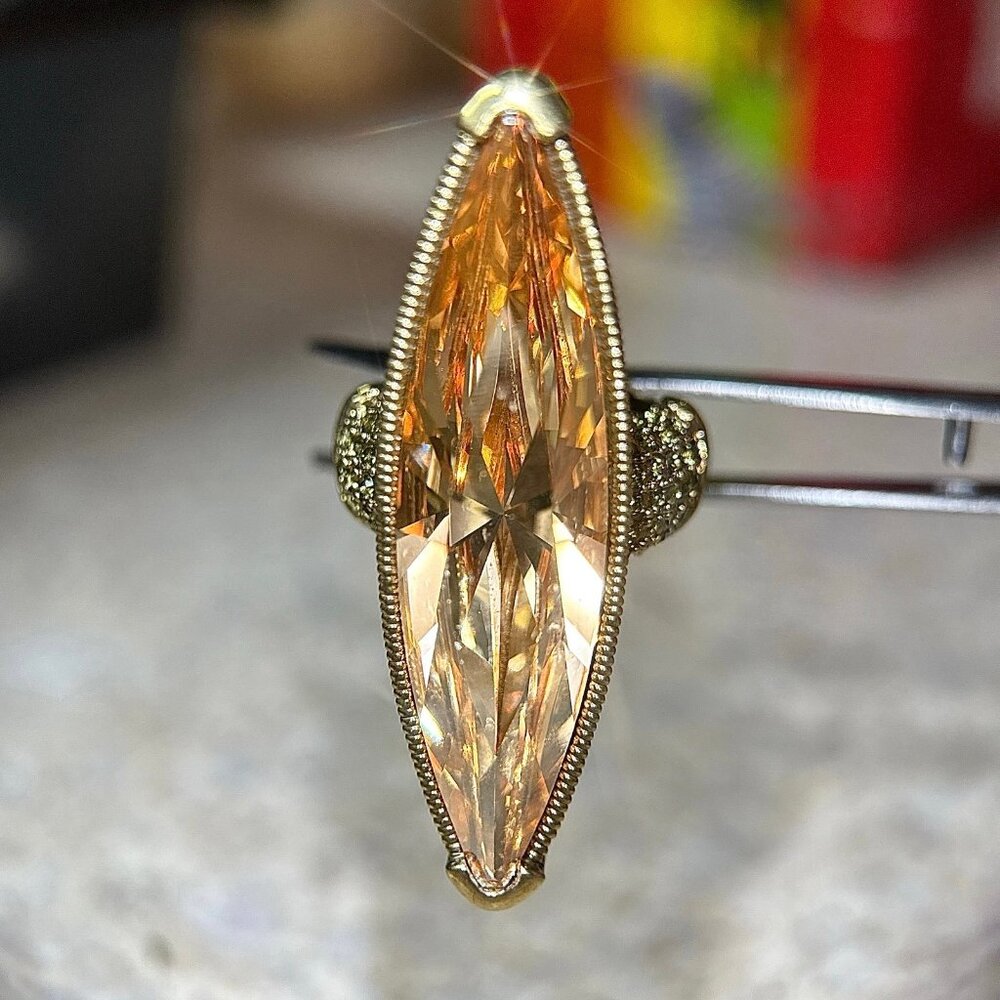 Heidi Daus Champagne Swarovski Ring - Picture 3 of 9